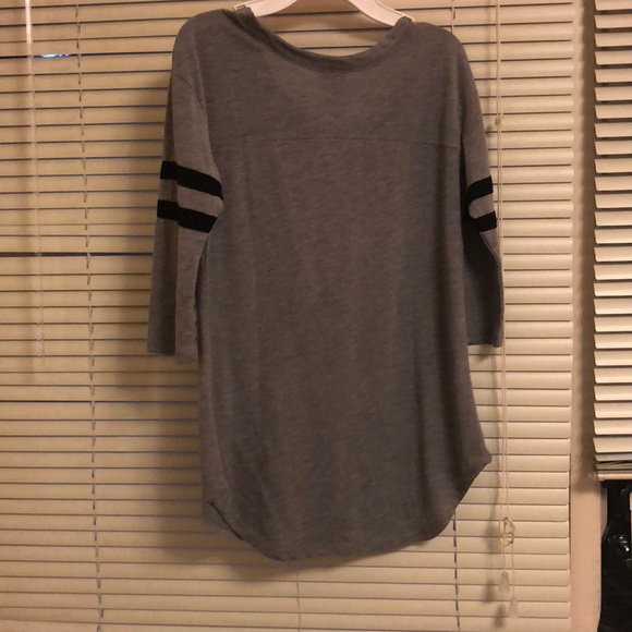 Guns and Roses T shirt - Picture 2 of 2